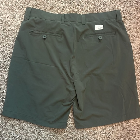 Vineyard Vines performance Breaker Shorts - Picture 4 of 6
